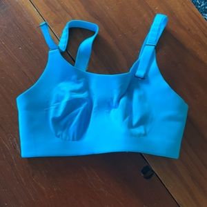 Lululemon adjustable bra